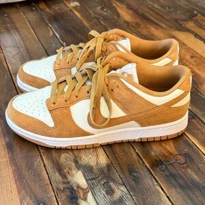 Nike Dunks